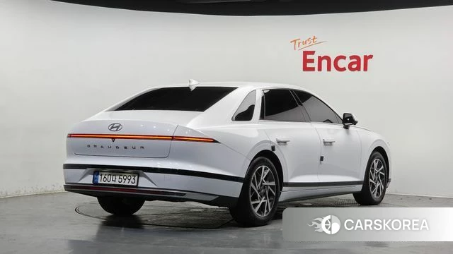 Hyundai Grandeur Hybrid (GN7) id 4623985 из Кореи 12