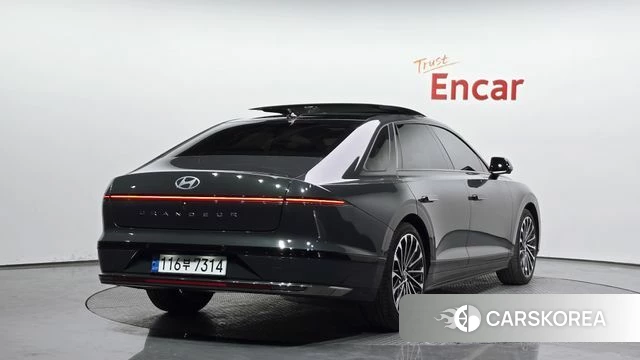 Hyundai Grandeur (GN7) id 3922601 из Кореи 12