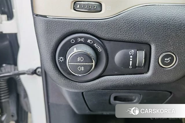 Jeep Free light id 4236157 из Китая 12