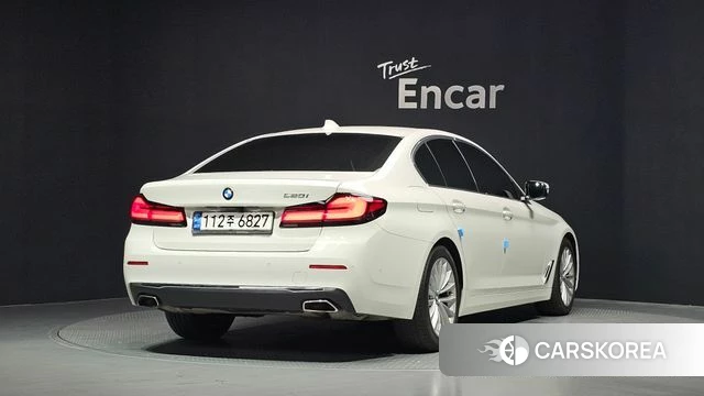 BMW 5 Series (G30) id 4594526 из Кореи 12