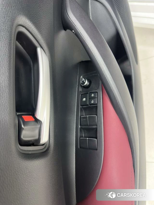 Toyota Corolla id 4263132 из Китая 12