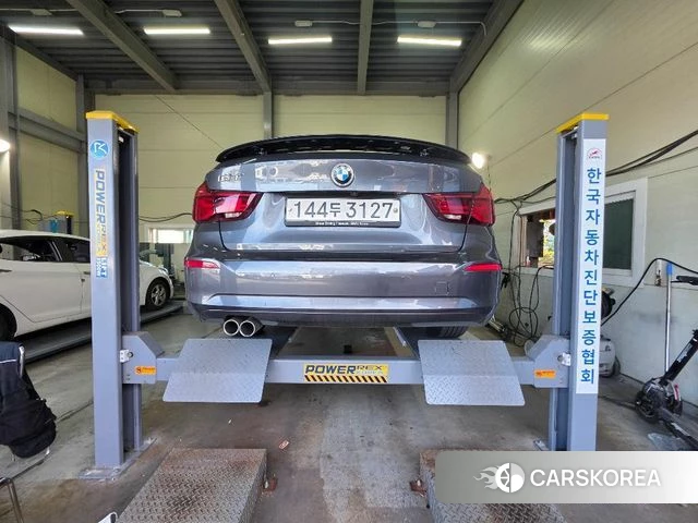 BMW 3 Series GT (F34) 2019 Серый из Кореи, фото 2
