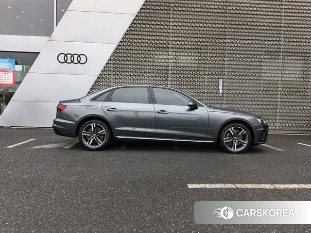 Audi A4L id 3939343 из Китая 11