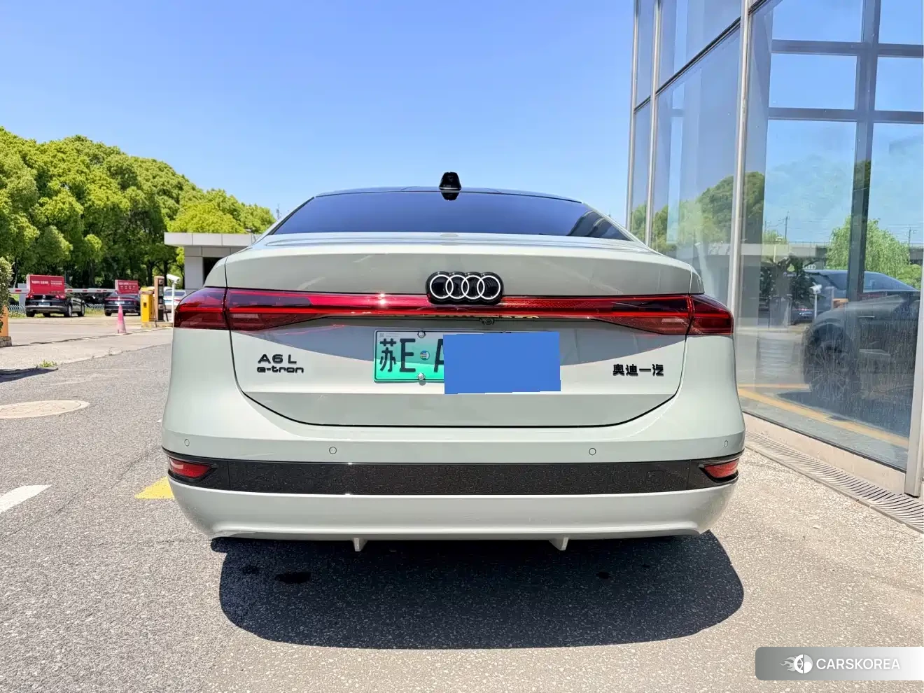 Audi A6L e-tron 2026 Зеленый из Китая, фото 6