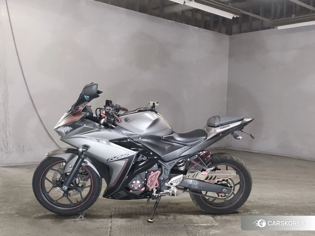 Проданный Yamaha YZF-R25 2016 из Японии