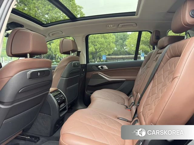 BMW X7 id 4341576 из Китая 8