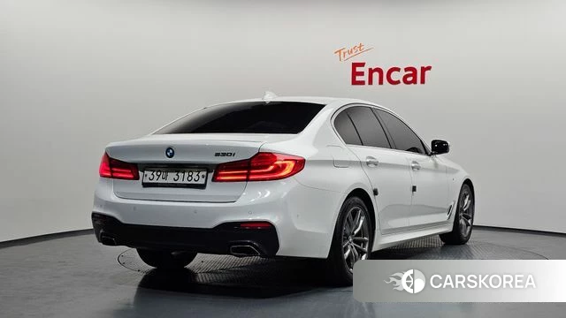 BMW 5 Series (G30) id 3854037 из Кореи 12