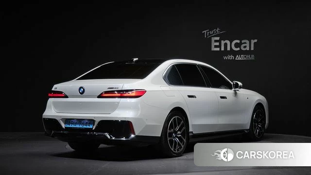 BMW i7 (G70) id 4656144 из Кореи 12