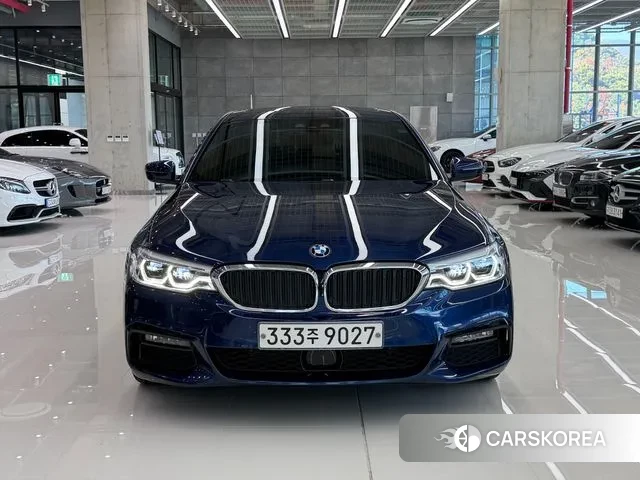 BMW 5 Series (G30) id 3302172 из Кореи 11