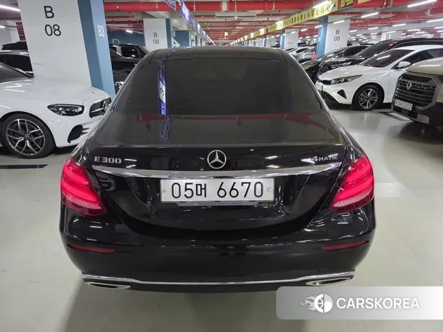 Mercedes-Benz E-Class W213 id 3612849 из Кореи 12