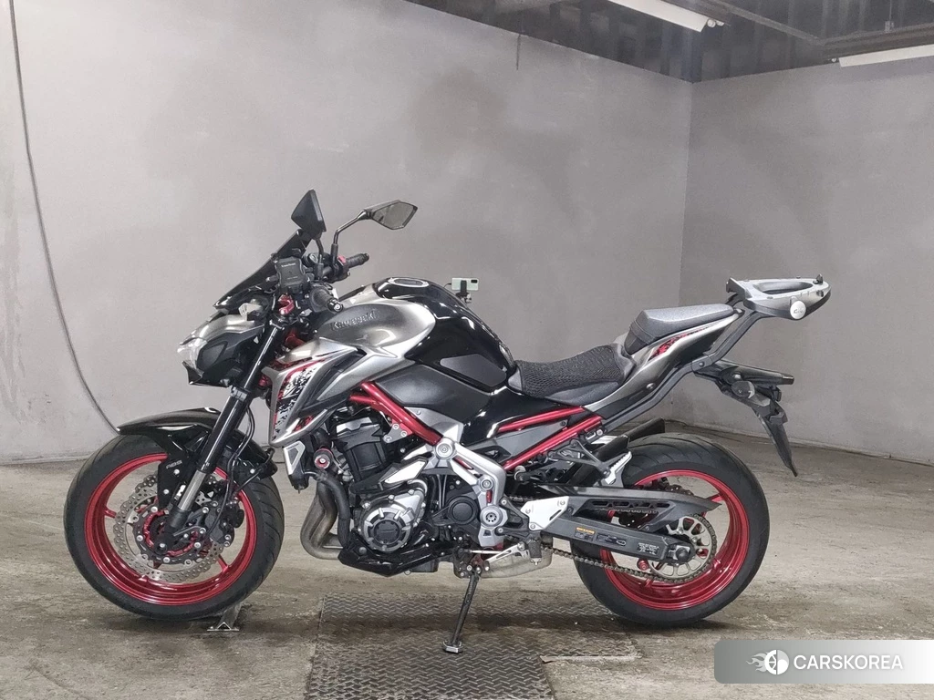 Проданный Kawasaki Z900 2019 из Японии