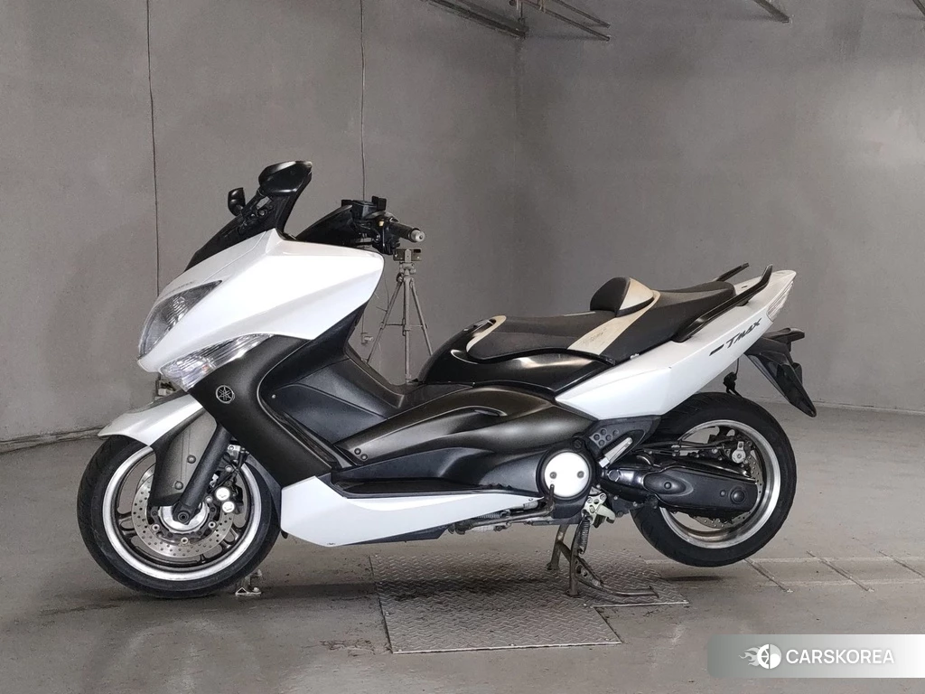 Проданный Yamaha T-MAX 500 2010 из Японии