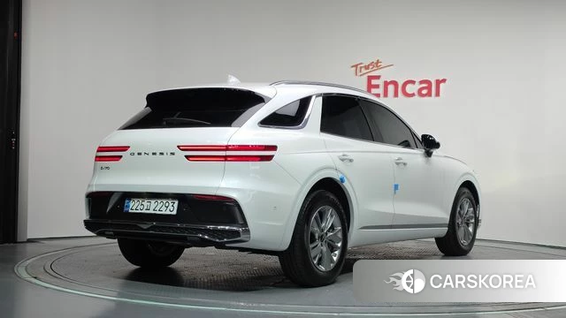 Genesis GV70 id 4757360 из Кореи 12