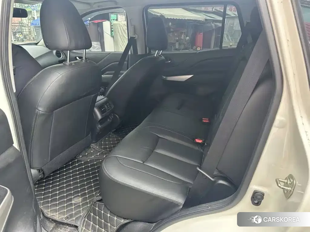 Nissan Terra 2023 Белый из Китая, фото 2