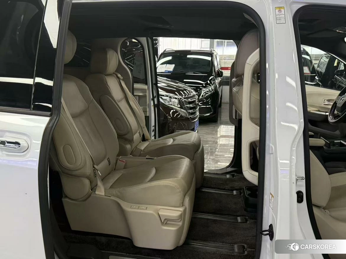 Toyota Saina 2021 Белый из Китая, фото 4