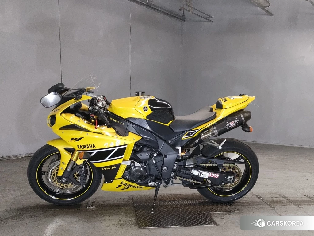 Проданный Yamaha YZF-R1 2011 из Японии, фото 2