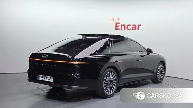 Hyundai Grandeur Hybrid (GN7) id 3610484 из Кореи 12