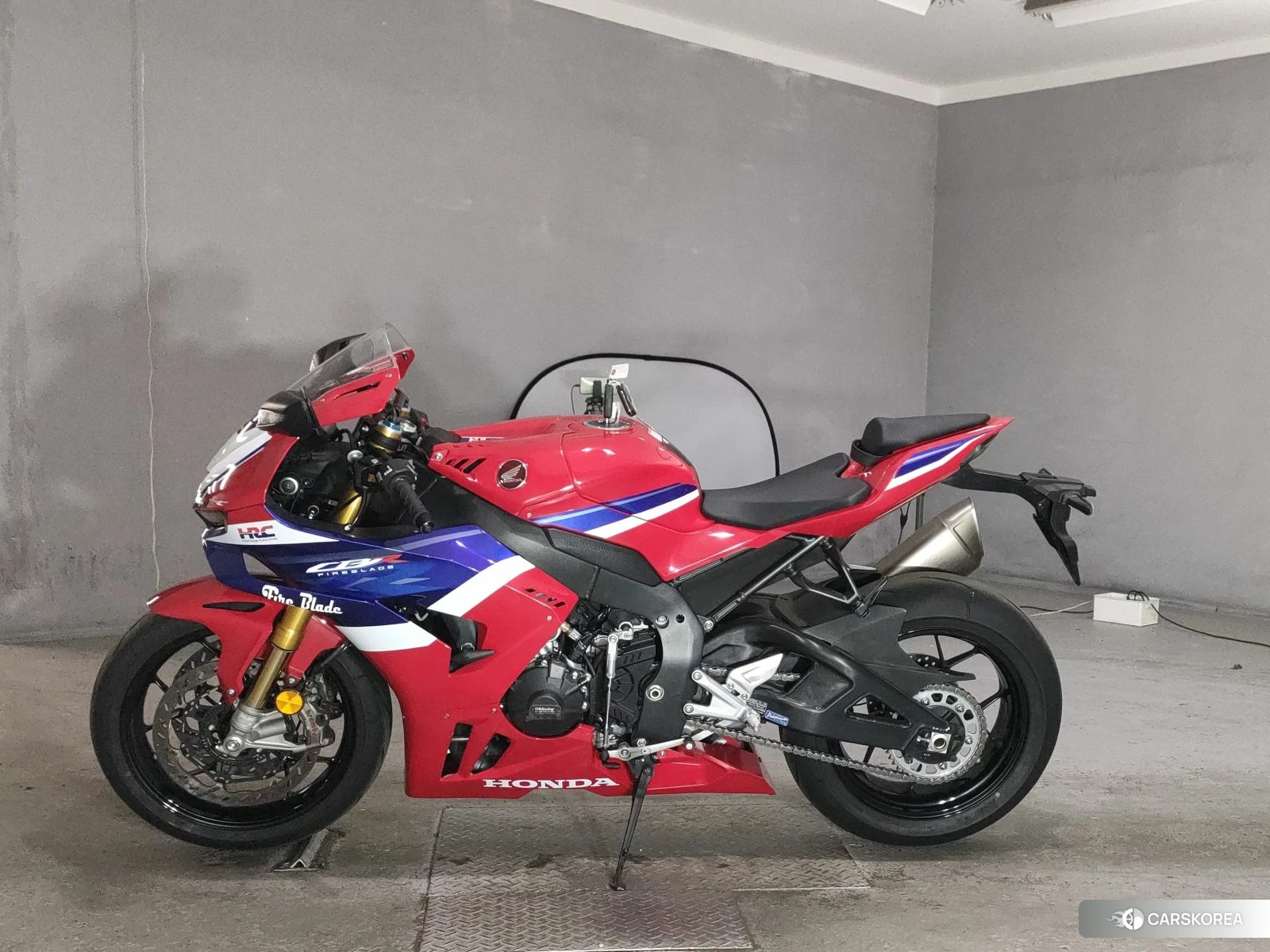 Проданный Honda CBR1000RR-R FIREBLADE SP 2025 из Японии