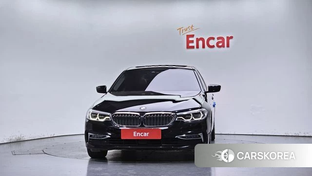BMW 5 Series (G30) id 4937125 из Кореи 12
