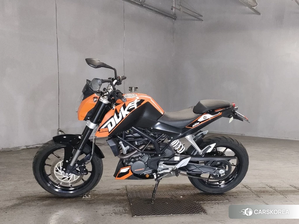 Проданный KTM 200 DUKE 2012 из Японии