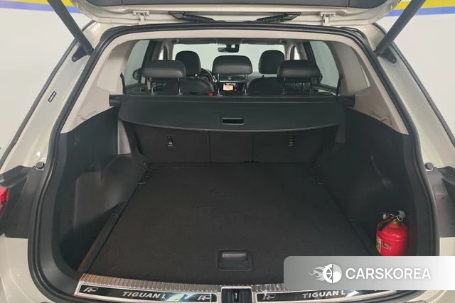 Volkswagen Tiguan L id 3876340 из Китая 9