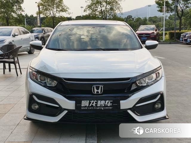 Honda Civic 2022 Белый из Китая, фото 2
