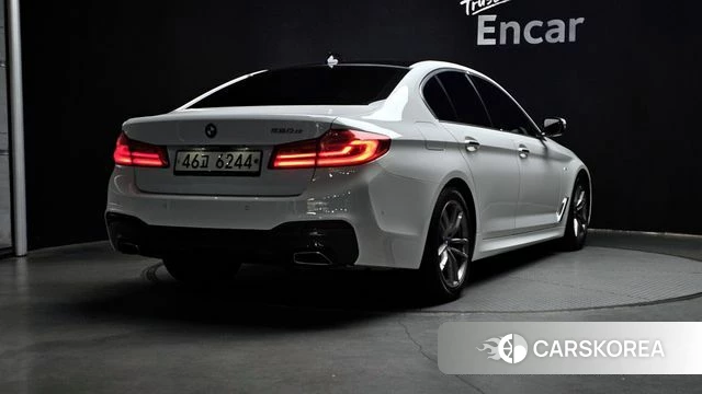 BMW 5 Series (G30) id 3894160 из Кореи 12