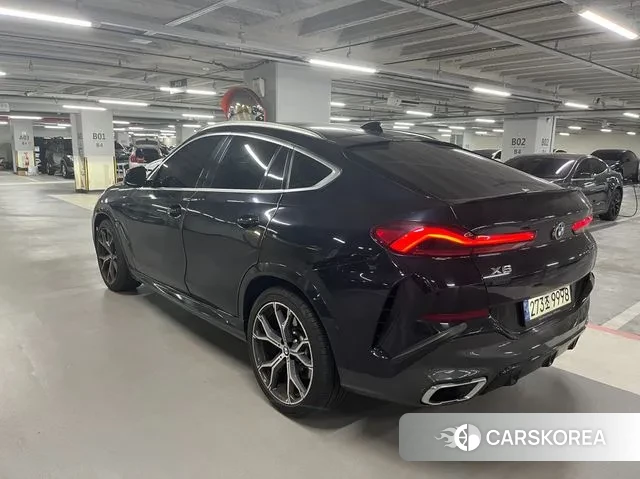 BMW X6 (G06) 2021 Черный из Кореи, фото 4