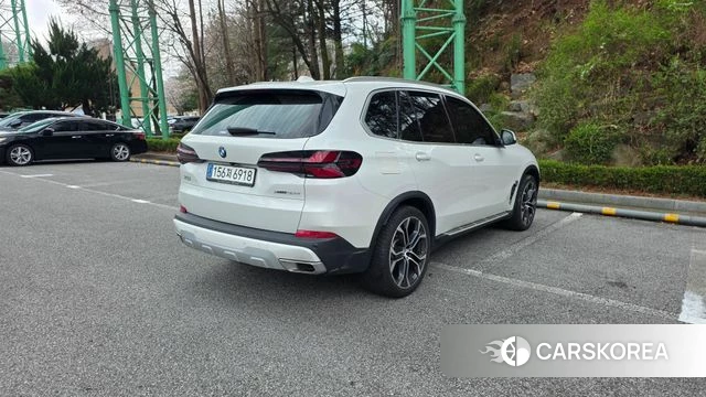 BMW X5 (G05) 2023 Белый из Кореи, фото 2