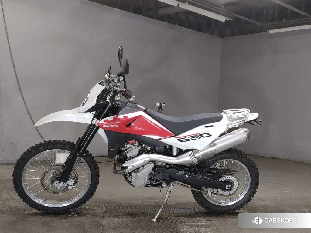 Проданный Husqvarna TE630 2011 из Японии, фото 2
