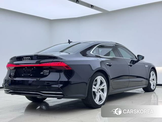 Audi A7L 2024 Черный из Китая, фото 2