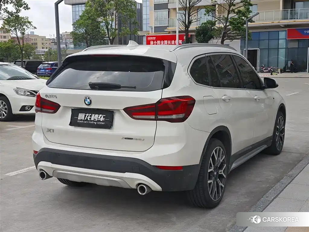 BMW X1 2021 Белый из Китая, фото 2