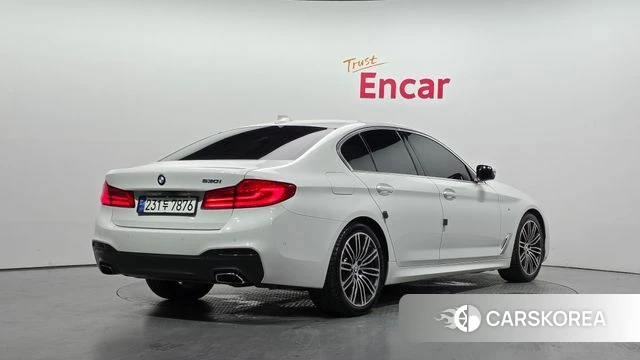 BMW 5 Series (G30) id 4551471 из Кореи 12