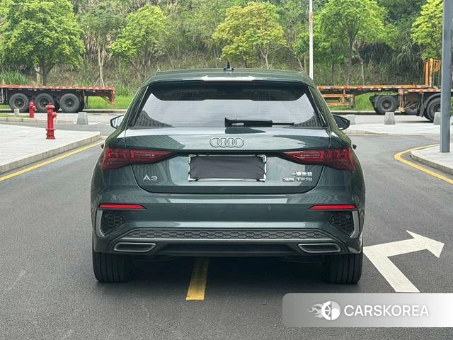 Audi A3 2022 Зеленый из Китая, фото 3