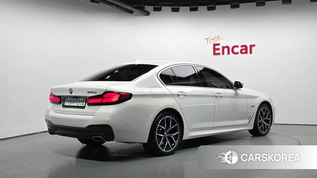 BMW 5 Series (G30) id 4443429 из Кореи 12