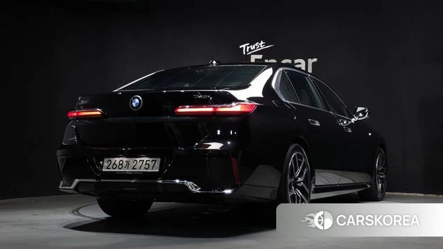 BMW 7 Series (G70) id 4602170 из Кореи 12