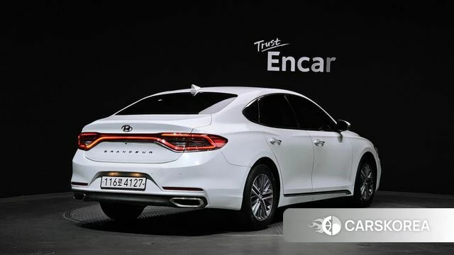 Hyundai Grandeur IG id 4424699 из Кореи 12