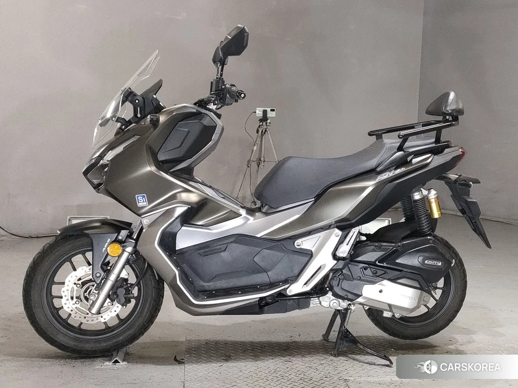 Проданный Honda ADV150 2019 из Японии