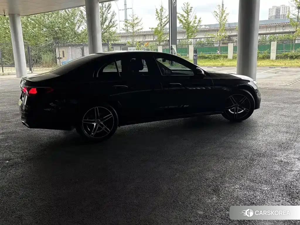 Mercedes-Benz E-Class id 4576396 из Китая 7