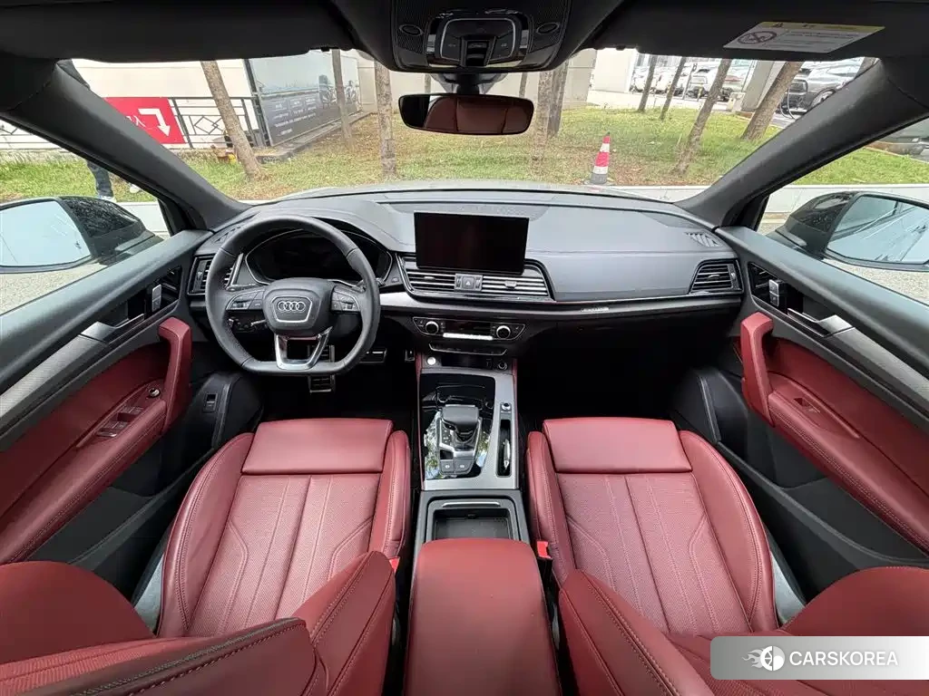 Audi Q5L id 4545691 из Китая 12