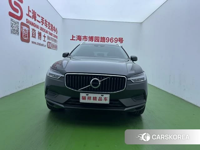 Volvo XC60 2018 Темно-серый из Китая, фото 2