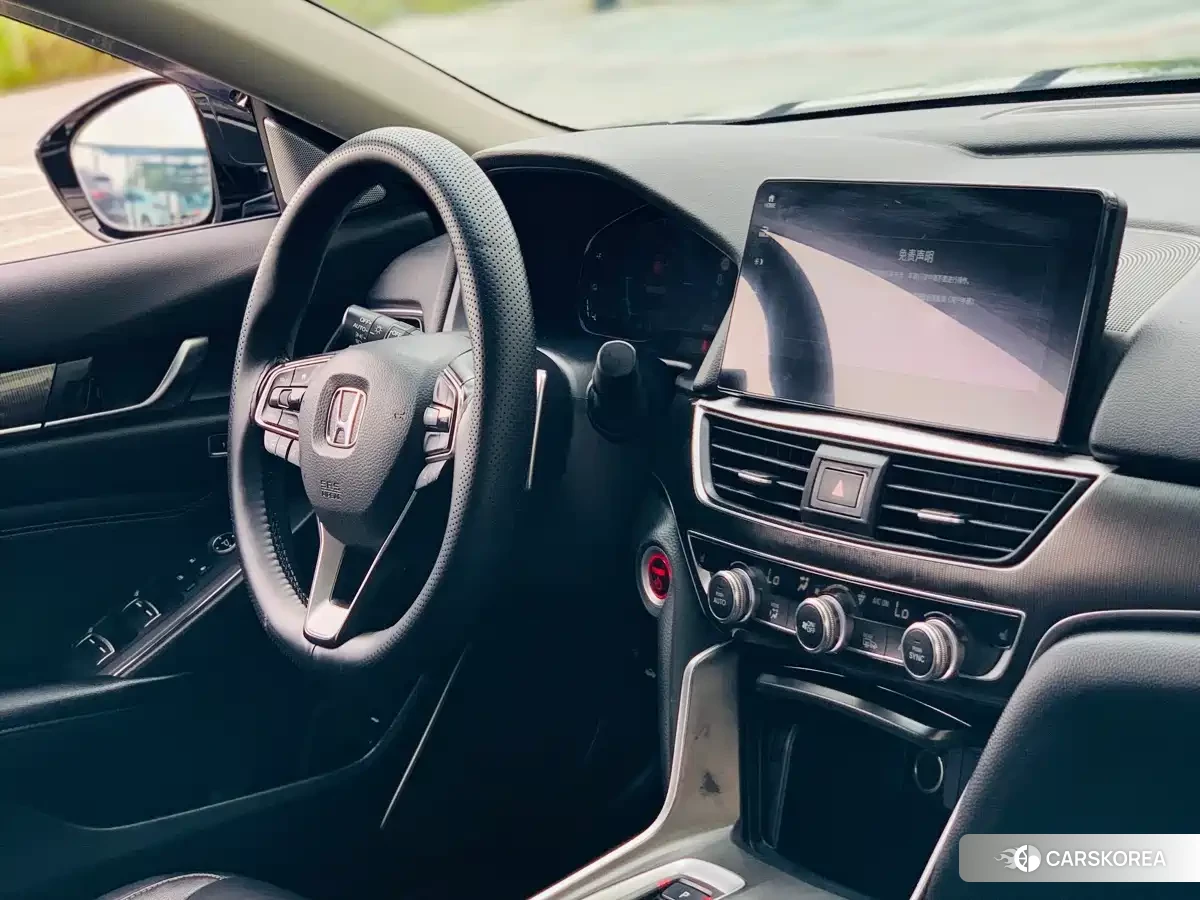 Honda Accord id 4565323 из Китая 12