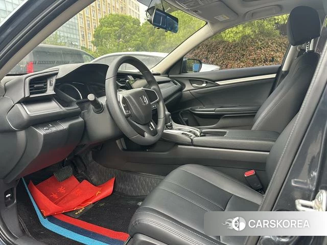 Honda Civic 2018 Темно-серый из Китая, фото 2