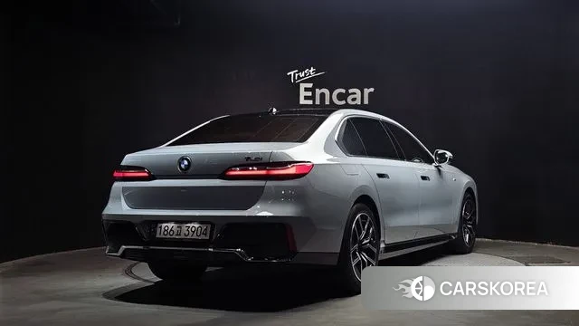 BMW 7 Series (G70) id 2974490 из Кореи 12