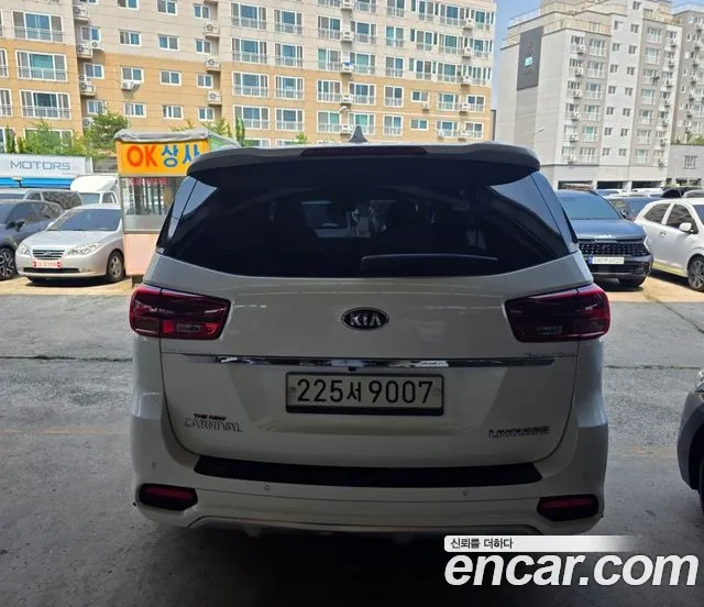 Kia The New Carnival id 2908209 из Кореи 12