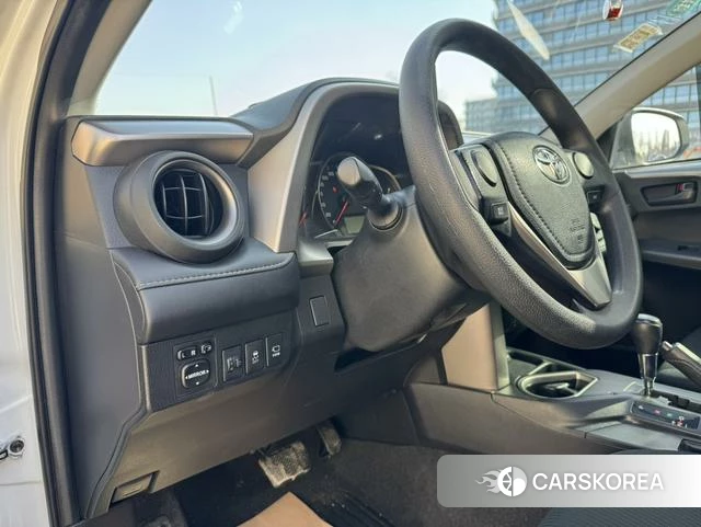 Toyota RAV4 Rongfang id 4208632 из Китая 12