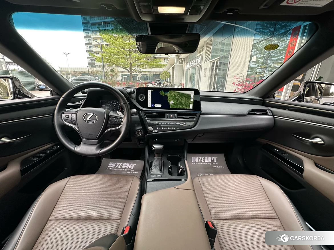 Lexus ES id 4420839 из Китая 12