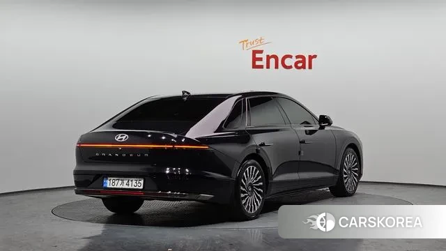 Hyundai Grandeur (GN7) id 3758405 из Кореи 12