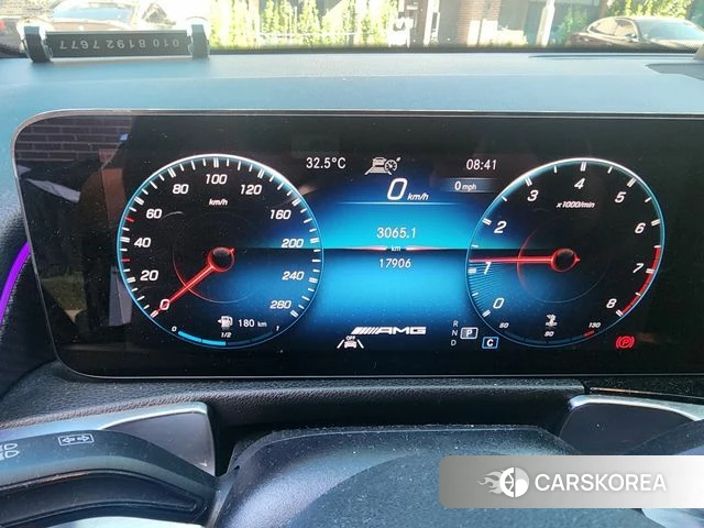 Mercedes-Benz GLB-Class X247 2023 Белый из Кореи, фото 2