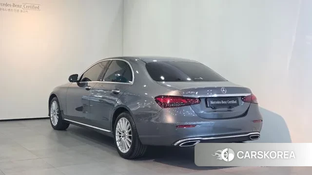 Mercedes-Benz E-Class W213 2022 Серый из Кореи, фото 4